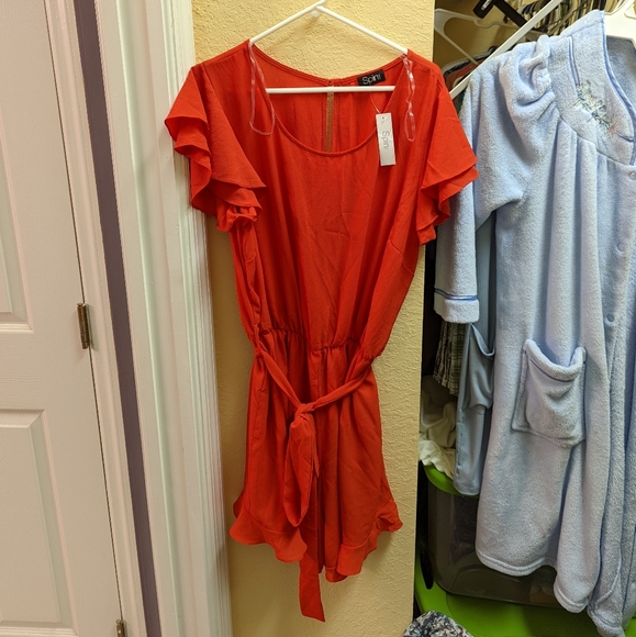 Kelly Ruffled Romper - Picture 7 of 7